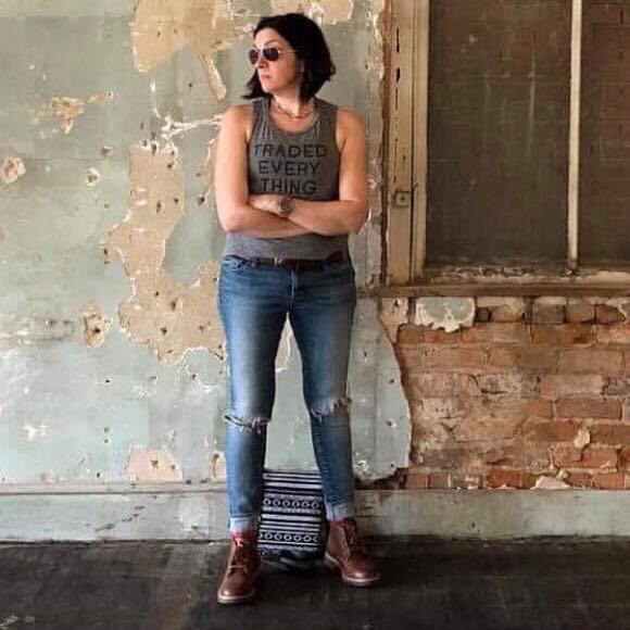 Meet your Posher, Lisa - Picture 1 of 1